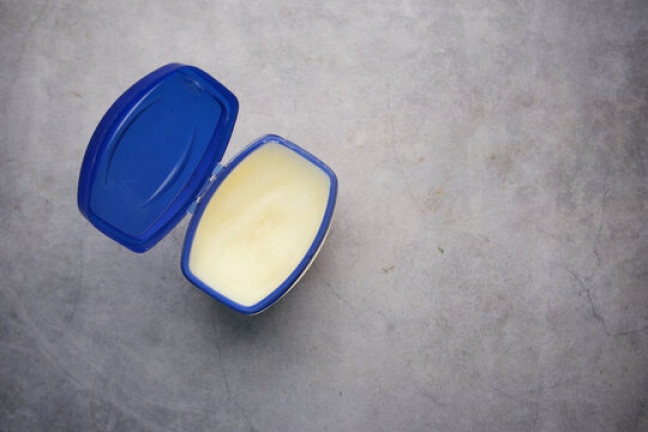 Petroleum Jelly, Manufacturing Process, Uses and Applications, Benefits, Price Factors of Petroleum Jelly,